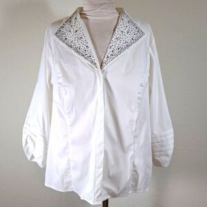 Avenue Top Women’s Plus 18/20 White V-Neck Silver Beads Pleat Ruched 3/4 Sleeve